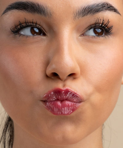 Iconic Lips berry