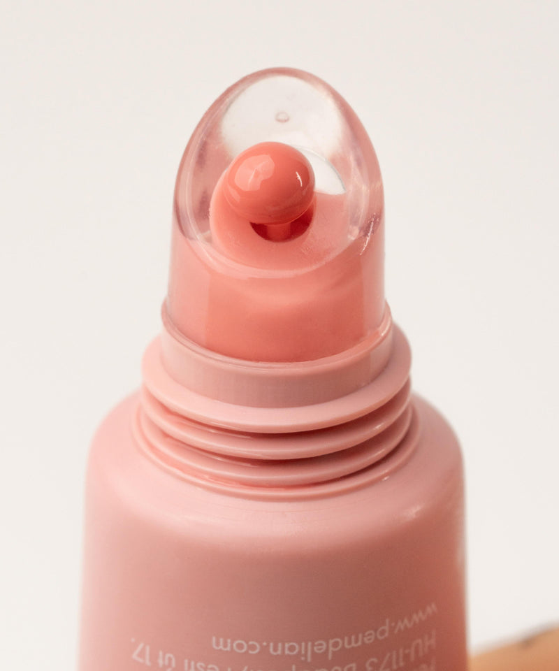 Iconic Lips blush pink