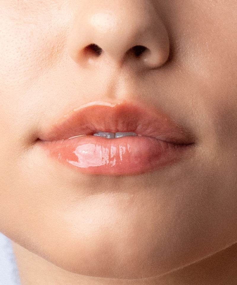 Iconic Lips clear