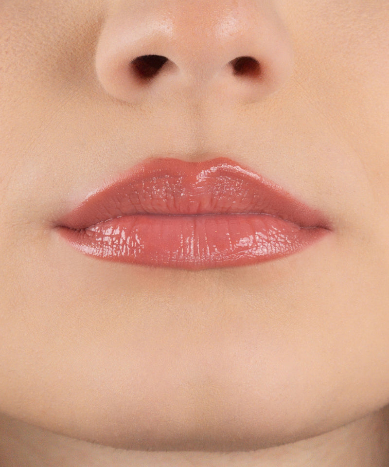 Iconic Lips coral